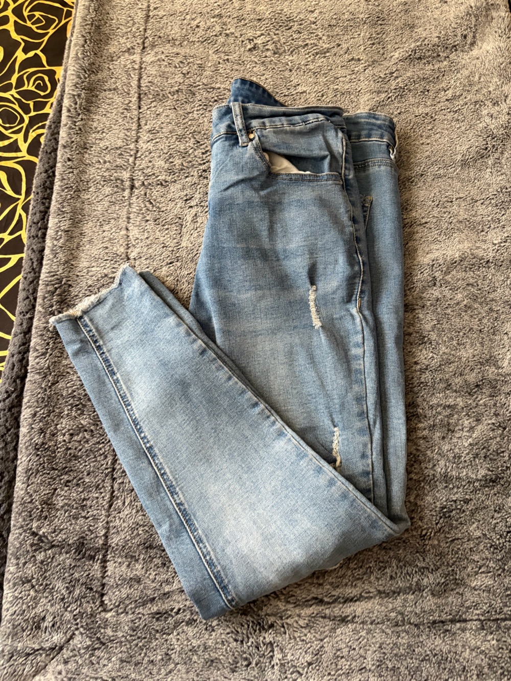 Haute Curé Distressed Skinny Jeans in Blue